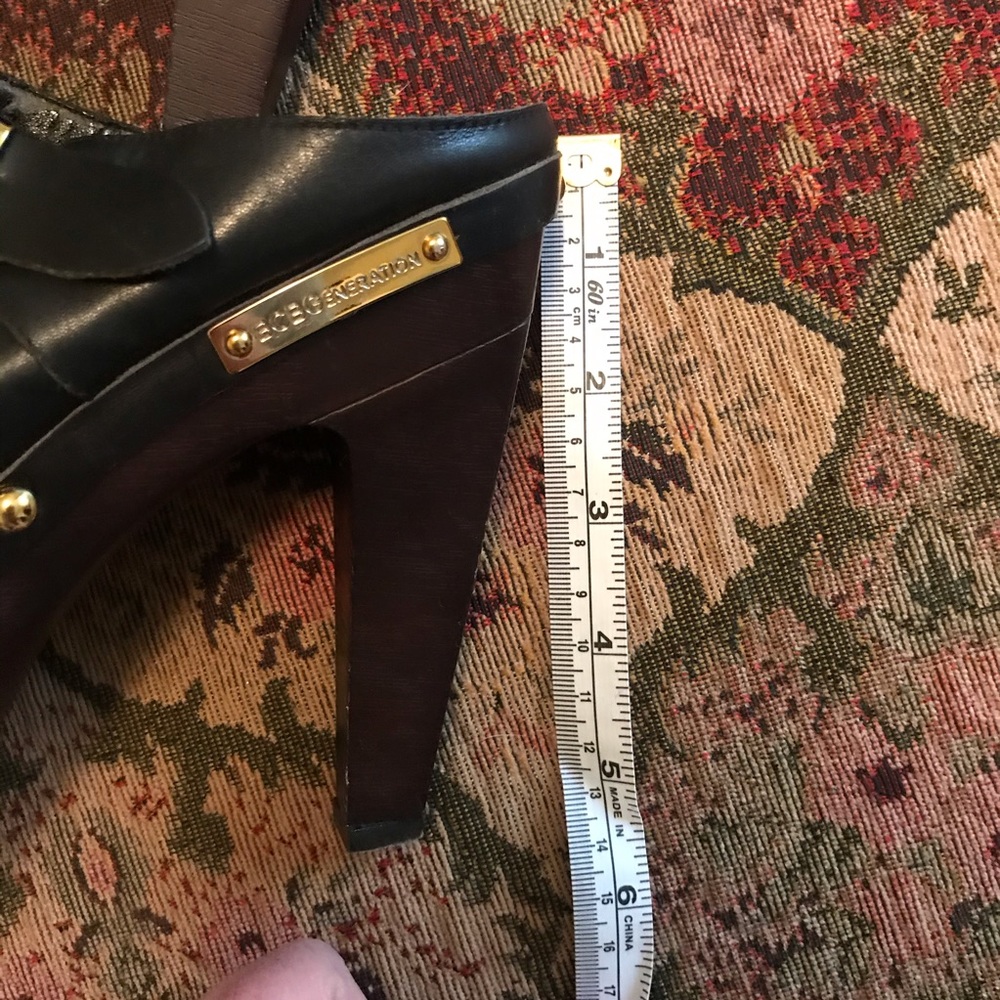 BCBGeneration Black Studded Heel Mule size 10 - Picture 5 of 7